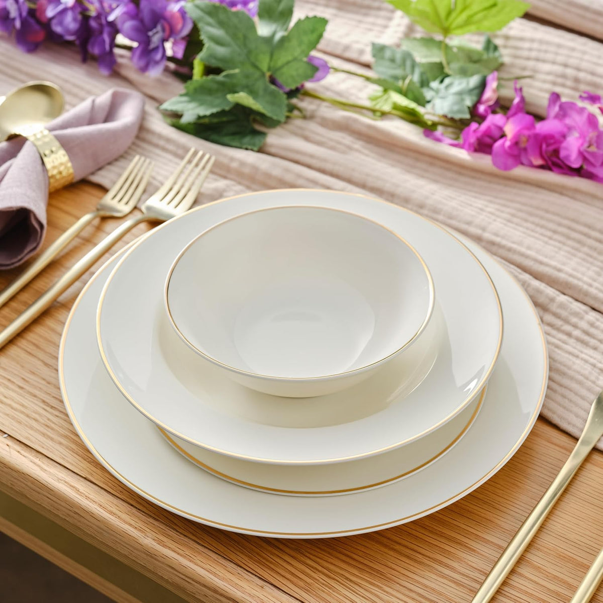 Clasee Porcelain Dinner Set of 32 Plates – طقم عشاء بورسلين، 32 طبقًا