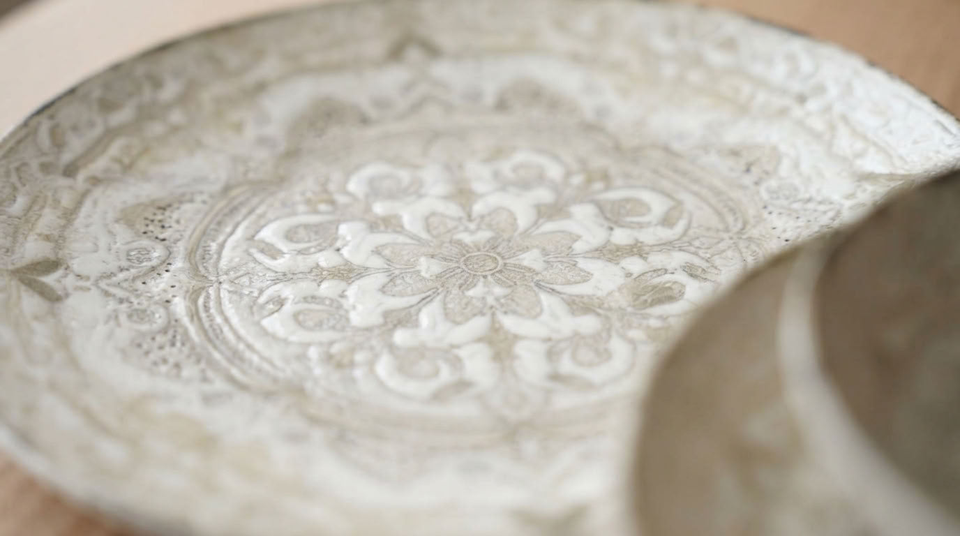 Maison Heritage Porcelain Dinner Set | 24 Pieces Family Tableware Collection