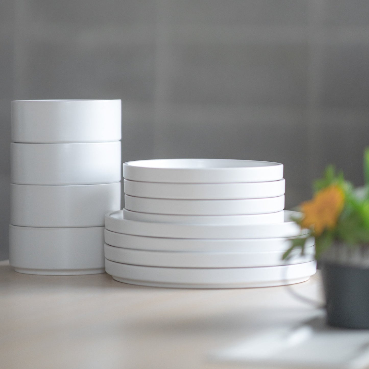 Nortic 30 Plate Modern Porcelain Dinner Set